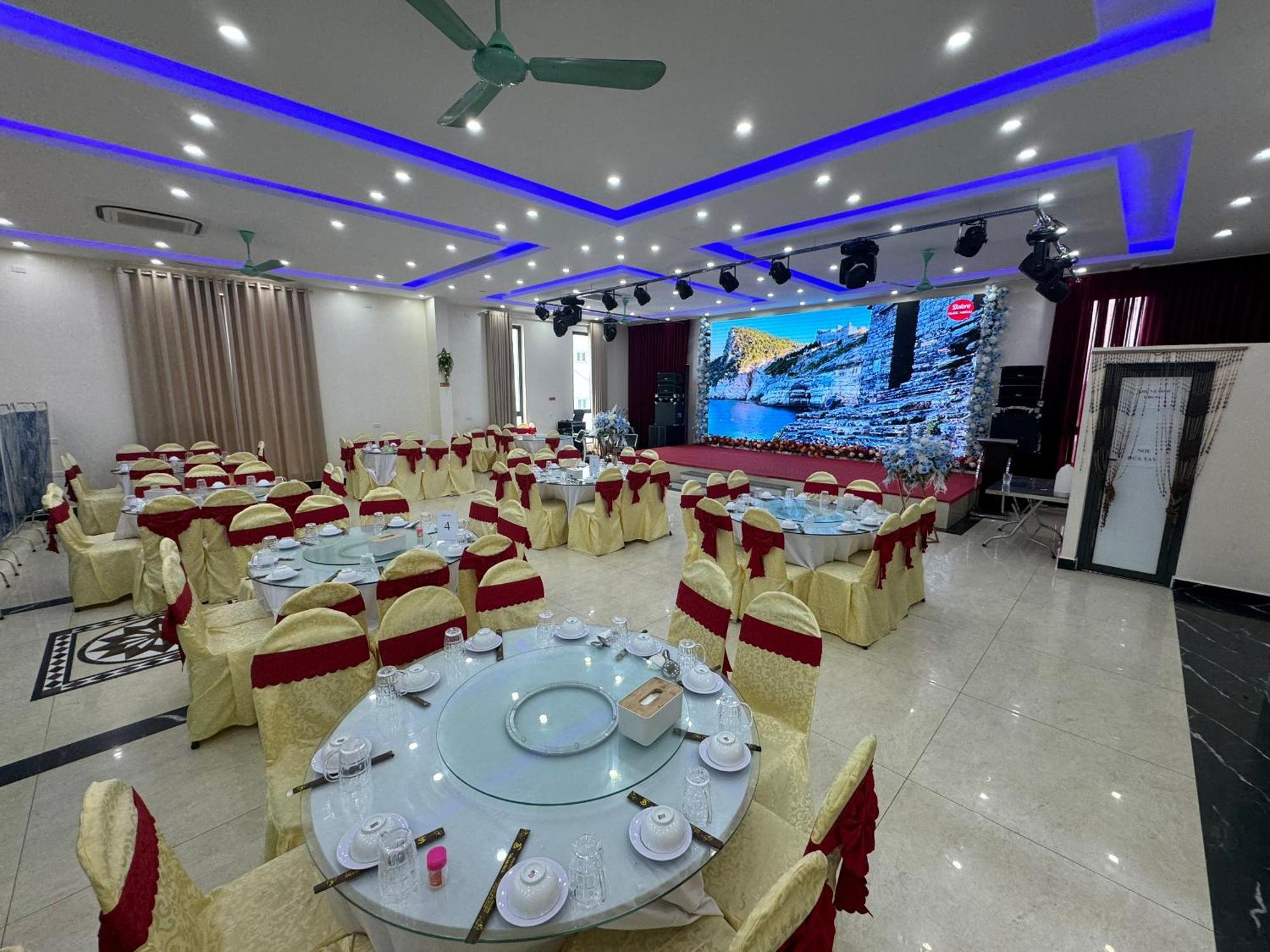 Khach San Tuan Anh Cua Lo Hotel Eksteriør billede